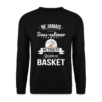 Sous-estimer un retraité qui joue au basket - Sweat-shirt Unisexe - noir - Devant - Alina (178cm) & Michal (187cm)