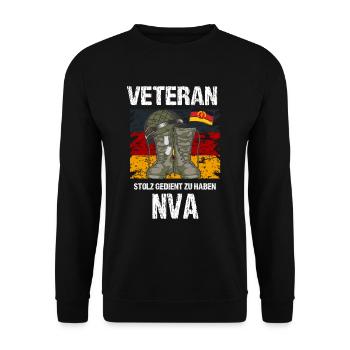Stolzer NVA Veteran der DDR Armee - Unisex Pullover - Schwarz - Vorne - Alina (178cm) & Michal (187cm)