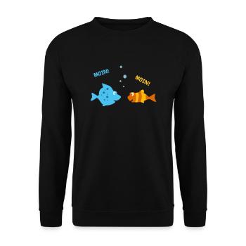 Lustige Fische machen Urlaub am Meer u. sagen Moin - Unisex Pullover - Schwarz - Vorne - Alina (178cm) & Michal (187cm)