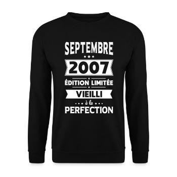 18th birthday - September 2007 Perfection - Unisex Sweatshirt - black - Front - Alina (178cm) & Michal (187cm)