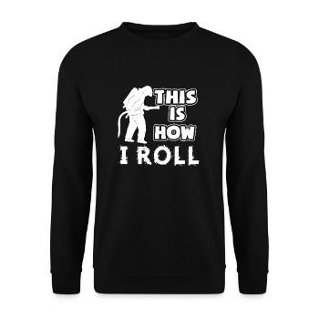 Firefighter This Is How Firefighter Roll - Unisex Sweatshirt - black - Front - Alina (178cm) & Michal (187cm)