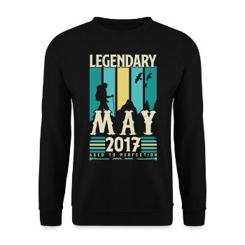 May 2017 Anniversary Gift, Vintage May 2017. - Unisex Sweatshirt - black - Front - Alina (178cm) & Michal (187cm)