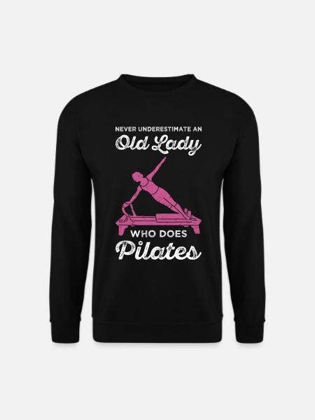 Unterschätze niemals eine alte Frau, die Pilates macht - Unisex Pullover - Schwarz