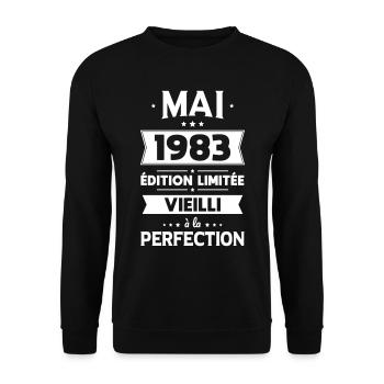 Anniversaire 40 ans - Mai 1983 Perfection - Sweat-shirt Unisexe - noir - Devant - Alina (178cm) & Michal (187cm)
