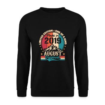 2019 August | August 2019 Geburtstag Perfekt gealtert - Unisex Pullover - Schwarz - Vorne - Alina (178cm) & Michal (187cm)