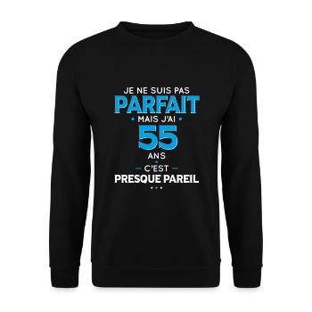 Anniversaire 55 ans - Pas parfait mais 55 ans - Sweat-shirt Unisexe - noir - Devant - Alina (178cm) & Michal (187cm)