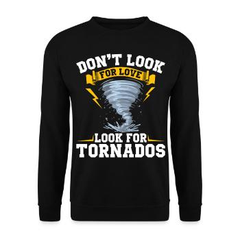 Sturmjäger Shirts | Unwetter Sturm Blitz Geschenke - Unisex Pullover - Schwarz - Vorne - Alina (178cm) & Michal (187cm)