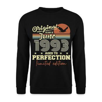 Born in June 1993, June 1993, Born June 1993 June 1993 - Unisex Sweatshirt - black - Front - Alina (178cm) & Michal (187cm)