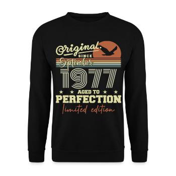 Born in September 1977 September - September 1977 - Unisex Sweatshirt - black - Front - Alina (178cm) & Michal (187cm)