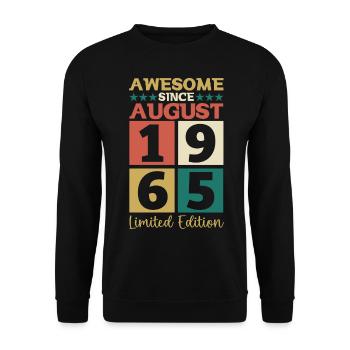 Awesome since August 1965 57th Birthday Gift - Unisex Sweatshirt - black - Front - Alina (178cm) & Michal (187cm)