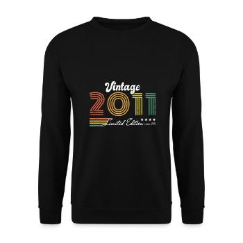 Geburtstag Vintage 2011 Limited Edition - 2011 - Unisex Pullover - Schwarz - Vorne - Alina (178cm) & Michal (187cm)