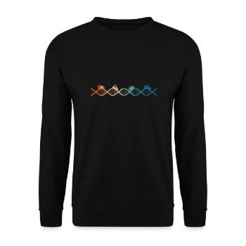 der Traktor liegt in meiner DNA - Unisex Pullover - Schwarz - Vorne - Alina (178cm) & Michal (187cm)