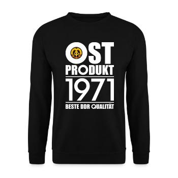 OSTPRODUKT 1971 DDR OSSI 55. GEBURTSTAG - Unisex Pullover - Schwarz - Vorne - Alina (178cm) & Michal (187cm)