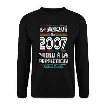 18th Birthday - Made in 2007 - Unisex Sweatshirt - black - Front - Alina (178cm) & Michal (187cm)