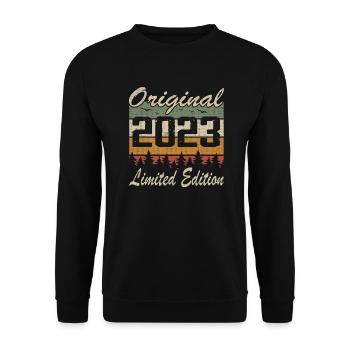 Vintage-Geburtstag originelle Geschenkidee 2023 - Unisex Pullover - Schwarz - Vorne - Alina (178cm) & Michal (187cm)