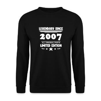 2007 - Year of construction 2007 - Vintage 2007 - Unisex Sweatshirt - black - Front - Alina (178cm) & Michal (187cm)
