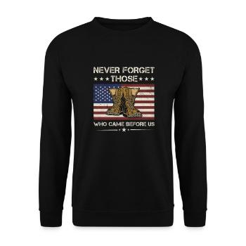 Never Forget Those Who Came Before Us Army Veteran - Unisex Sweatshirt - black - Front - Alina (178cm) & Michal (187cm)
