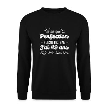 perfection 49 ans / cadeau anniversaire 49 ans - Sweat-shirt Unisexe - noir - Devant - Alina (178cm) & Michal (187cm)