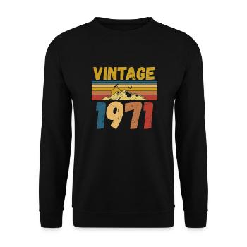 vintage 1971 - Unisex Sweatshirt - black - Front - Alina (178cm) & Michal (187cm)