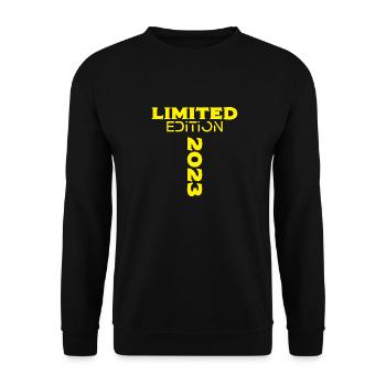 Limited Edition 2023 gelb - Unisex Pullover - Schwarz - Vorne - Alina (178cm) & Michal (187cm)