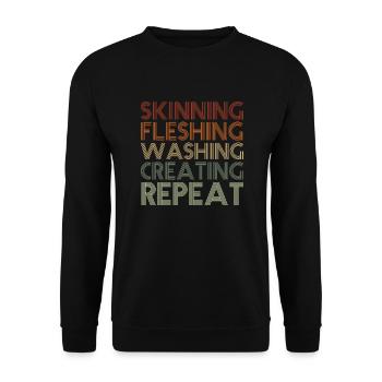 Taxidermy? You can get stuff - Unisex Pullover - Schwarz - Vorne - Alina (178cm) & Michal (187cm)