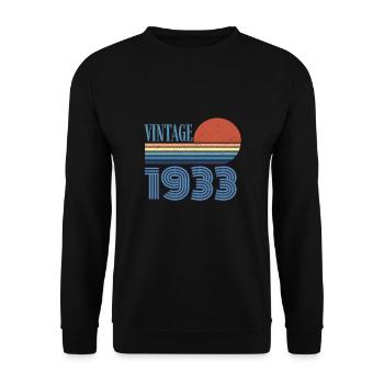Vintage 1933 - Unisex Sweatshirt - black - Front - Alina (178cm) & Michal (187cm)