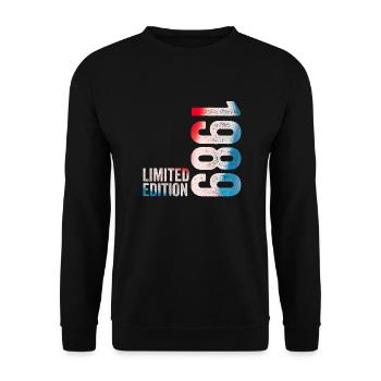 Geburtstagsgeschenk 1989 Limitierte Auflage 1989 - Unisex Pullover - Schwarz - Vorne - Alina (178cm) & Michal (187cm)