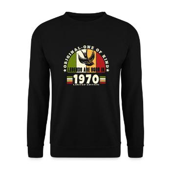 1970 Vintage Anniversaire Légende Cadeau - Sweat-shirt Unisexe - noir - Devant - Alina (178cm) & Michal (187cm)