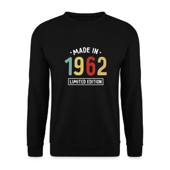 Made in 1962 - Limited Edition - Geburtsjahr - Unisex Pullover - Schwarz - Vorne - Alina (178cm) & Michal (187cm)