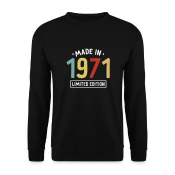 Made in 1971 - Limited Edition - Year of birth - Unisex Sweatshirt - black - Front - Alina (178cm) & Michal (187cm)