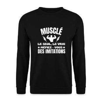 MUSKULÖS, DER EINZIG WAHRE - Unisex Pullover - Schwarz - Vorne - Alina (178cm) & Michal (187cm)