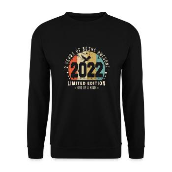 Original Né en 2022 Authentic Cadeau 2022 Bursdag - Sweat-shirt Unisexe - noir - Devant - Alina (178cm) & Michal (187cm)