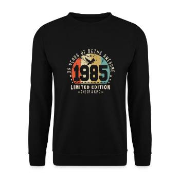 Original Geboren 1985 Authentisches Geschenk 1985 Bursdag - Unisex Pullover - Schwarz - Vorne - Alina (178cm) & Michal (187cm)