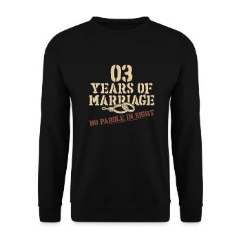 3 years old and still not bored - Unisex Sweatshirt - black - Front - Alina (178cm) & Michal (187cm)