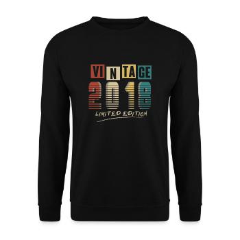 2018 Vintage 2018 né en 2018 anniversaire. Année 2 - Sweat-shirt Unisexe - noir - Devant - Alina (178cm) & Michal (187cm)