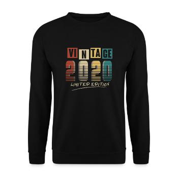 2020 Jahrgang 2020 geboren im Jahr 2020 Geburtstag. Jahr 2 - Unisex Pullover - Schwarz - Vorne - Alina (178cm) & Michal (187cm)