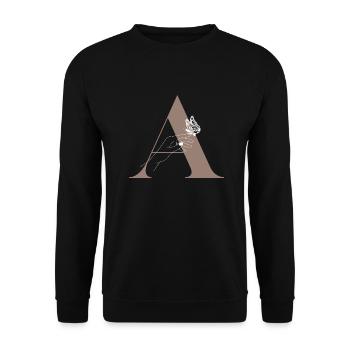 Magischer Schmetterlingsbuchstabe - Unisex Pullover - Schwarz - Vorne - Alina (178cm) & Michal (187cm)