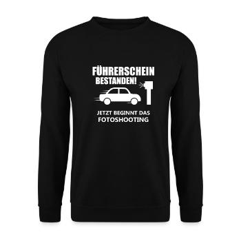 Führerschein bestanden Spruch Geschenk - Unisex Pullover - Schwarz - Vorne - Alina (178cm) & Michal (187cm)
