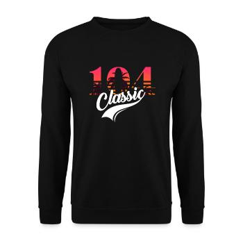 Jahrgang 104-jähriges Jubiläum - Unisex Pullover - Schwarz - Vorne - Alina (178cm) & Michal (187cm)