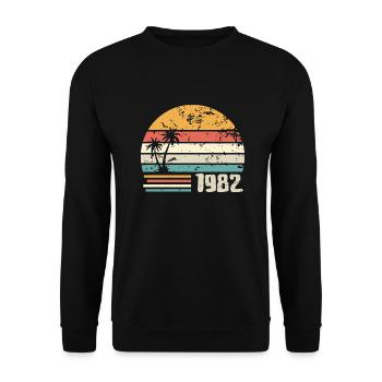 1982 Cadeau Anniversaire - Made in 1982 Rétro 1982 - Sweat-shirt Unisexe - noir - Devant - Alina (178cm) & Michal (187cm)