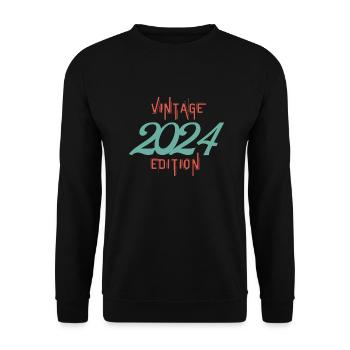 Jahrgang 2024 Ausgabe - Unisex Pullover - Schwarz - Vorne - Alina (178cm) & Michal (187cm)