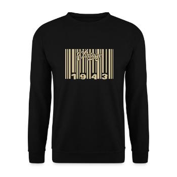 Jahrgang 1943 Barcode 1943: Jahr 2025. - Unisex Pullover - Schwarz - Vorne - Alina (178cm) & Michal (187cm)