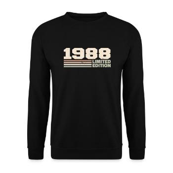 1988 Geburtstagsgeschenk 1988 limitierte Auflage 1988 - Unisex Pullover - Schwarz - Vorne - Alina (178cm) & Michal (187cm)