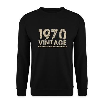 Jahrgang 1970er Bursdag - Unikat - Unisex Pullover - Schwarz - Vorne - Alina (178cm) & Michal (187cm)