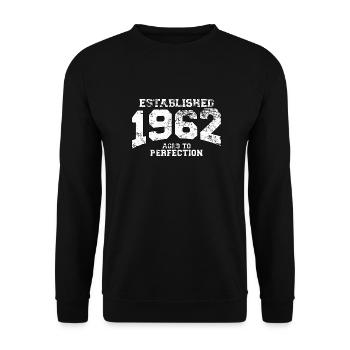 established 1962 - aged to perfection (de) - Unisex Pullover - Schwarz - Vorne - Alina (178cm) & Michal (187cm)