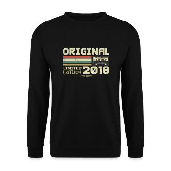 Rétro 2018 Cadeau Anniversaire Né en 2018 Original - Sweat-shirt Unisexe - noir - Devant - Alina (178cm) & Michal (187cm)