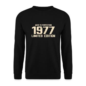 1977 Limited edition 1977 Birthday 1977 Retro - Unisex Sweatshirt - black - Front - Alina (178cm) & Michal (187cm)