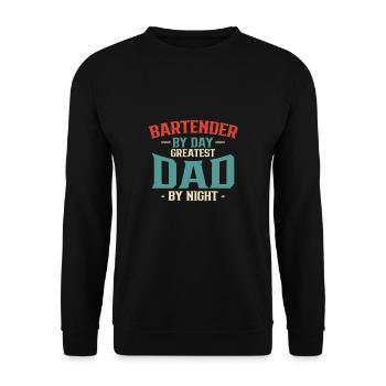 Bartender By Day Greatest Dad By Night - Unisex Pullover - Schwarz - Vorne - Alina (178cm) & Michal (187cm)