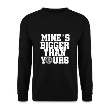 Meiner ist größer als deiner Geschenk Auto Motor - Unisex Pullover - Schwarz - Vorne - Alina (178cm) & Michal (187cm)