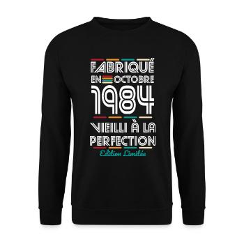 40-jähriges Jubiläum - Hergestellt im Oktober 1984 - Unisex Pullover - Schwarz - Vorne - Alina (178cm) & Michal (187cm)